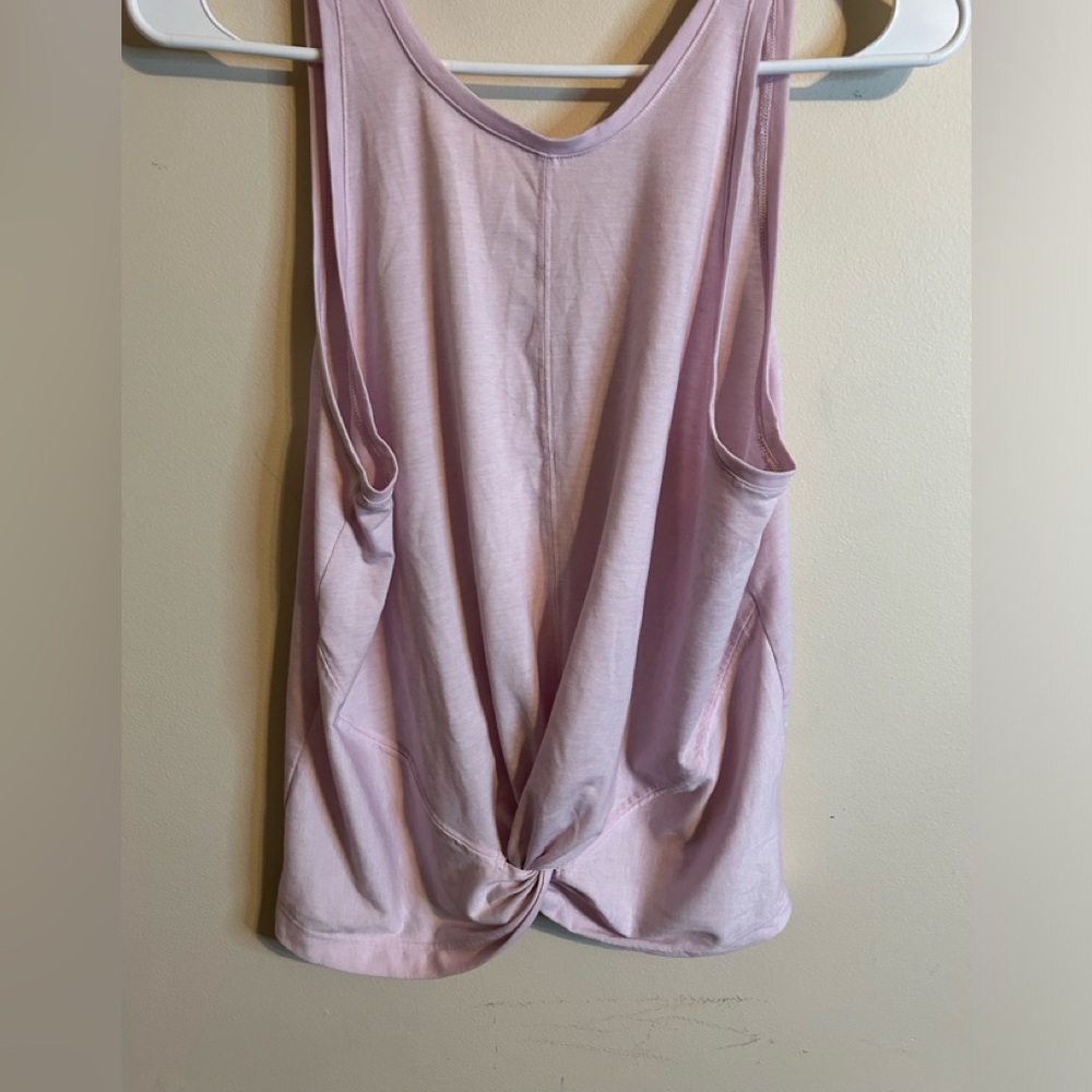 Athleta light weight tank top